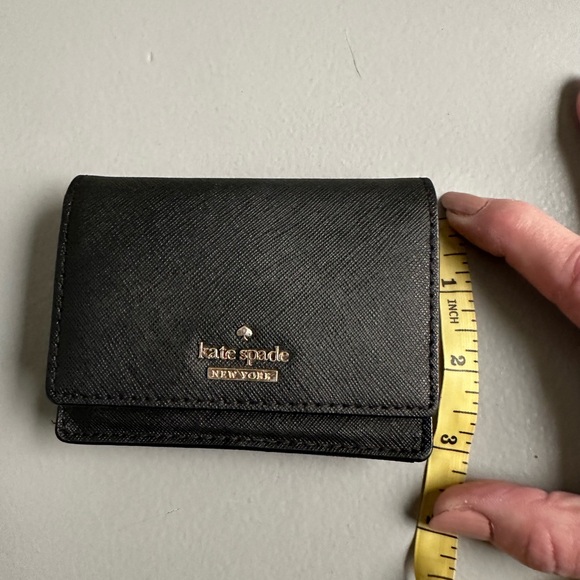 Authentic Kate Spade Wallet - Picture 4 of 13